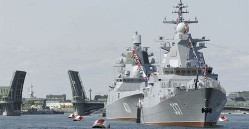 First-in-class Project 20385 corvette 
        
         in Russia's Navy Day parade rehearsal in St Petersburg on 25 July.