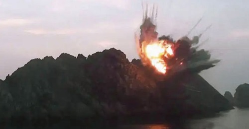Pyongyang's KCNA said that the missiles launched on 6 August targeted an islet in the East Sea (Sea of Japan).