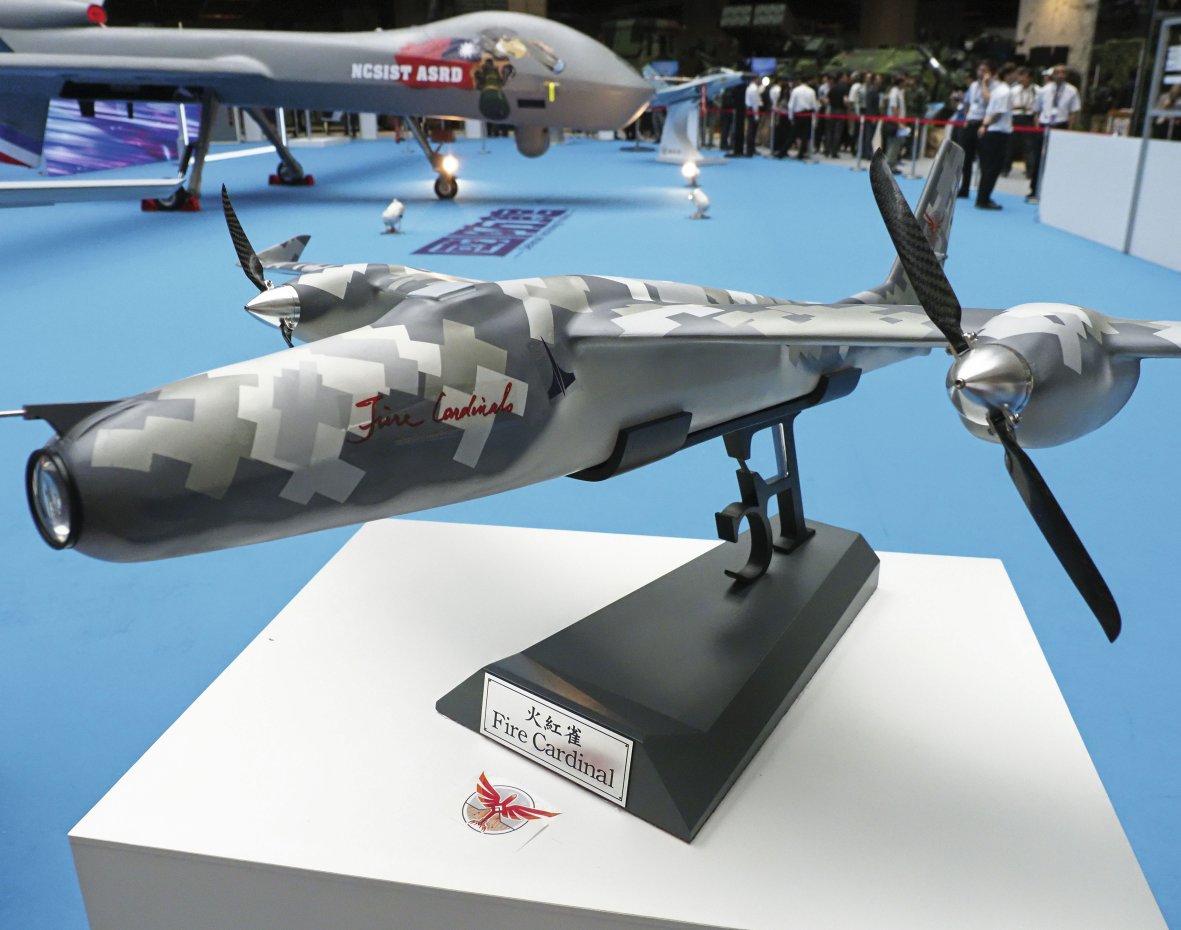 The Fire Cardinal mini-unmanned aerial vehicle can be equipped with an explosive payload, although it is currently being used to test AI-enabled target acquisition and targeting technologies. (IHS Markit/Kelvin Wong)