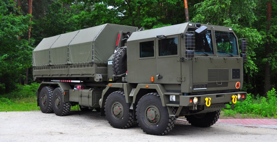 The Polish Armament Inspectorate signed a PLN129 million contract with HSW on 13 August for the delivery of 24 AWAs for Rak M120 self-propelled mortar companies in 2019–20. (HSW)