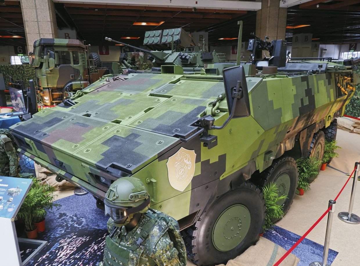 The Taiwanese Ministry of National Defense’s Materiel Production Centre unveiled the second prototype of its next-generation Cloud Leopard II 8×8 armoured vehicle development at TADTE 2019. (IHS Markit/Kelvin Wong)