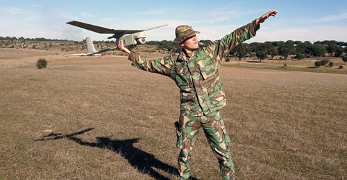 The Portuguese Army has already received several RQ-11B Raven DDL unmanned aircraft systems.