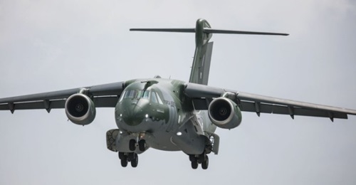 Portugal signed a contract with Embraer for five KC-390 multi-mission transport aircraft on 22 August.