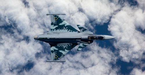 Initial flight tests of the first Saab Gripen E multirole fighter being developed for Brazil will soon begin in Segin in Sweden before moving to Brazil for additional flight testing by the end of 2020.