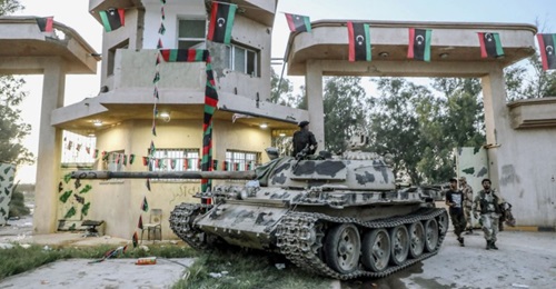 A T-55 operated by the LNA is seen in Al-Aziziyah south of Tripoli in April. The tank may have been repaired by Russian technicians.