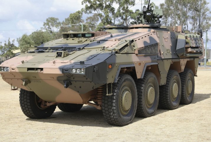 The first of 211 Boxer 8x8 armoured vehicles for the Australian Army was formally handed over on 24 September. (Commonwealth of Australia, Department of Defence)