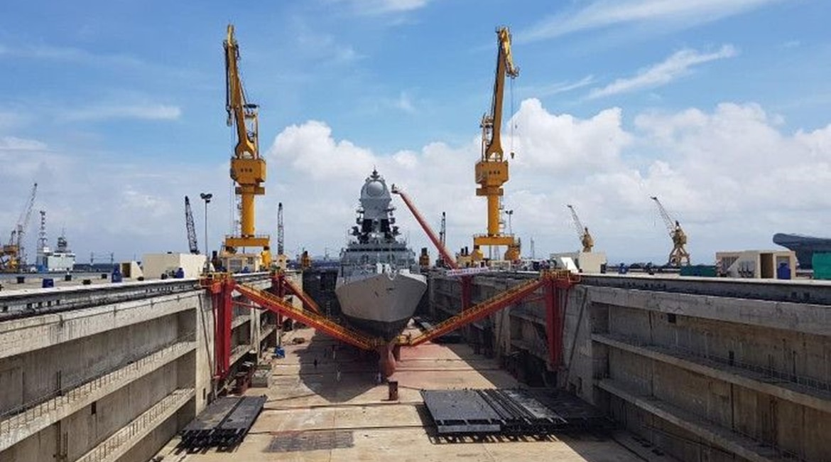 The Indian Navy's first aircraft carrier dry dock (seen here accommodating a Kolkata [Project 15A]-class destroyer) was inaugurated in a ceremony held on 28 September at the Naval Dockyard in Mumbai.