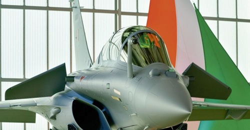 Dassault Aviation handed over the first of 36 Rafale multirole fighters on order for the Indian Air Force in a ceremony held on 8 October at the company's facility in Bordeaux-Mérignac.