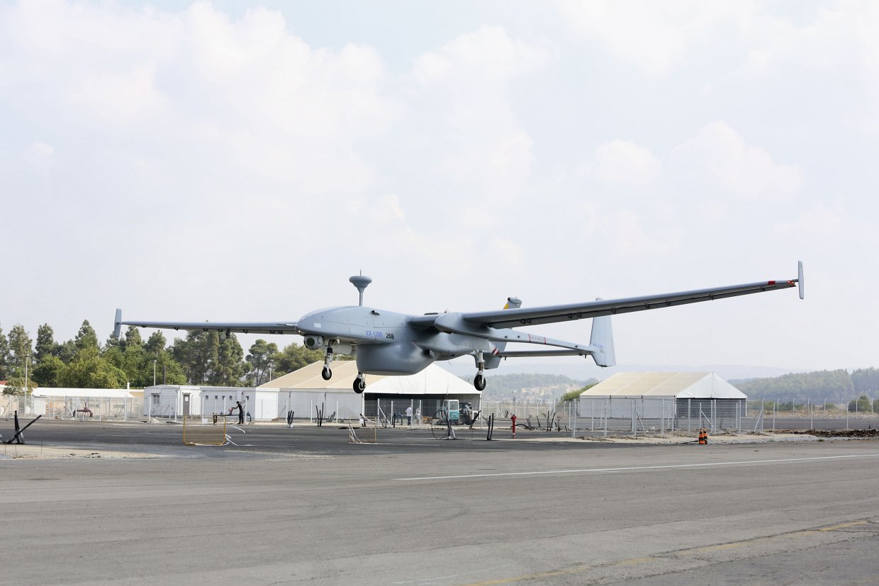 
        A Heron 1 UAV is seen taking off with an underbelly pod housing a maritime surveillance radar. A similar pod has been seen with at least one of the Heron 1 air vehicles deployed by the Republic of Singapore Air Force at Exercise ‘Forging Sabre’ 2019 in a deleted image seen by
        Jane’s
        .
       (Israel Aerospace Industries)