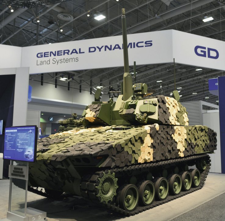 GDLS displayed its Griffin III IFV technology demonstrator at AUSA 2018. Rafael’s lighter Trophy Vehicle Protection System has been included on a bid sample for the OMFV prototyping competition. (IHS Markit/Patrick Allen)