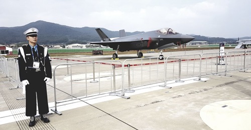 One of the eight RoKAF F-35s delivered to date seen on the static display lineup at ADEX 2019 in Seoul.