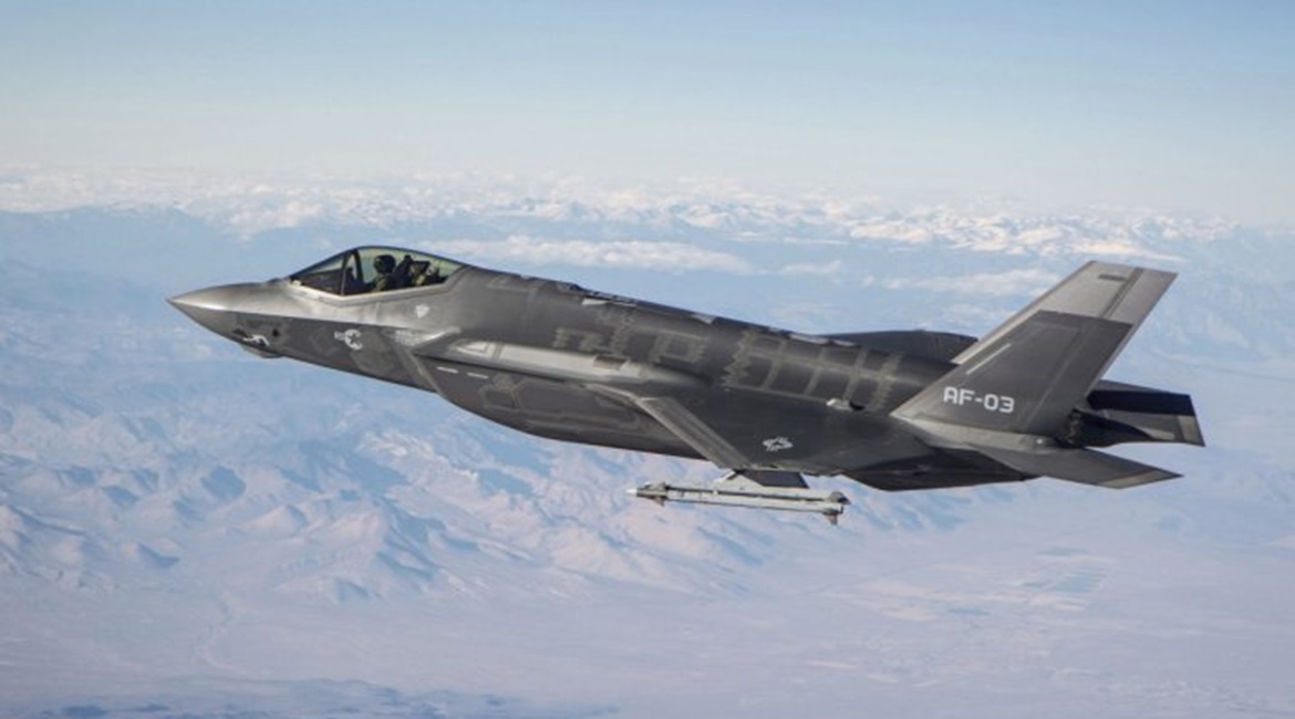 Delays developing the JSE forced the Pentagon to delay its F-35 FRP decision by 13 months.