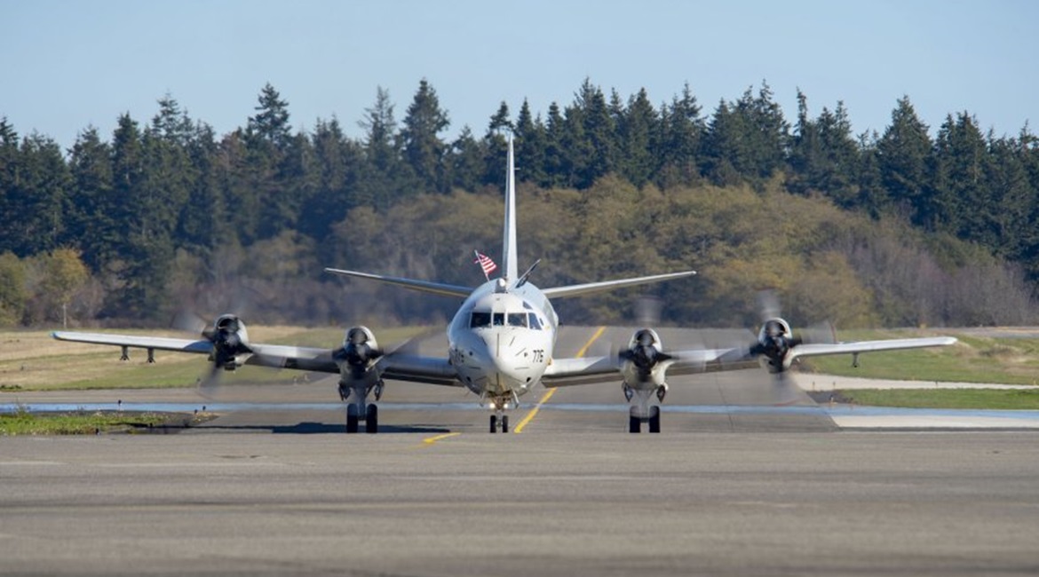 The final operational deployment for the P-3C was concluded on 9 October, with the return to NAS Whidbey Island of VP 40 'Fighting Marlins'.