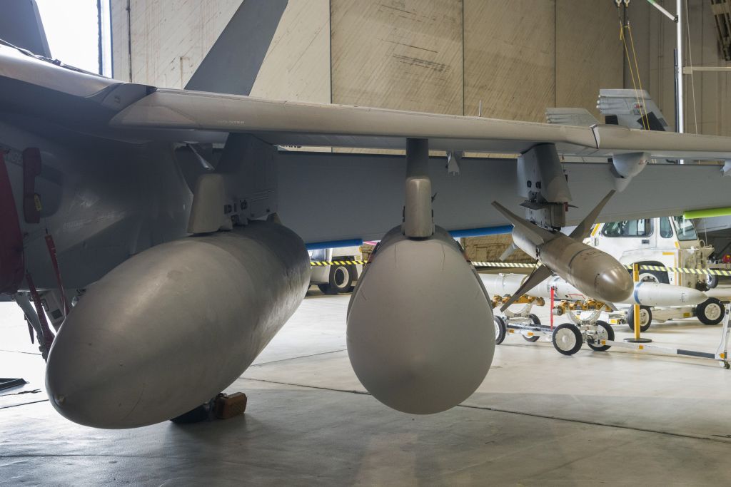 The Raytheon Next Generation Jammer (NGJ) Mid-Band pod seen on the centre wing pylon on the EA-18 Growler (Raytheon)