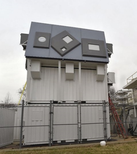 The InTop EW/IO/COMMS system deployed at NRL's Chesapeake Bay Detachment served as a testbed for Low-Level Resource Allocation Manager.