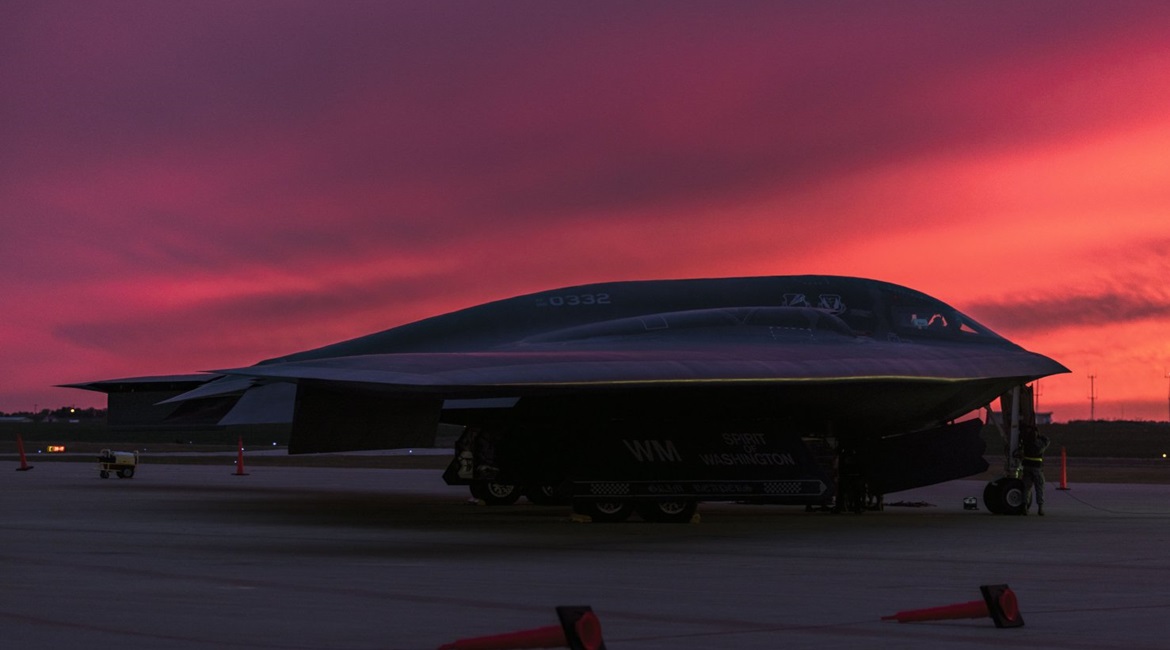 The US Air Force could save USD2.9 billion over five years if it retires the B-2 by fiscal year 2023, according to a report from the Center for Strategic and International Studies (CSIS) think tank in Washington, DC.