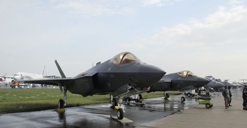 The Pentagon in the early 2000s took a new contracting approach with the F-35 and gave the contractor, Lockheed Martin, more freedom to be innovative in management practices with less government oversight. It did not work out as planned, according to a...