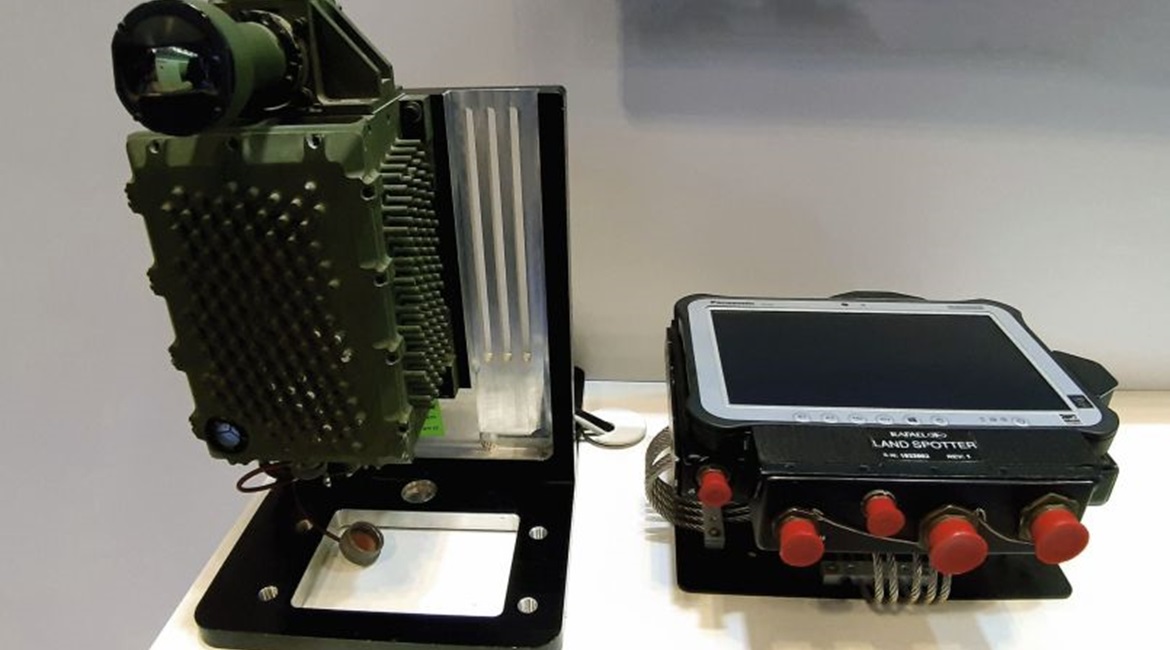 Rafael unveiled a new mobile fire detection and location system called Land Spotter at DSEI Japan 2019. The photo shows one of the system's two FLIR sensors (left) next to  the HMI unit.