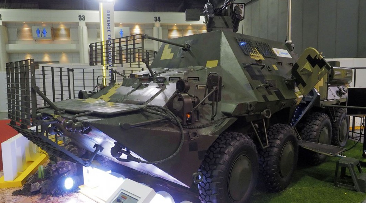 Thailand's Defence Technology Institute (DTI) has unveiled at the Defense and Security 2019 show in Bangkok the BTR-3CS (pictured), a command version of the BTR-3 armoured fighting vehicle.