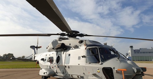 The German Navy will not begin flight operations with its new NH90 Sea Lion helicopter for the time being because it does not meet the necessary safety and quality standards, the Bundeswehr has announced.