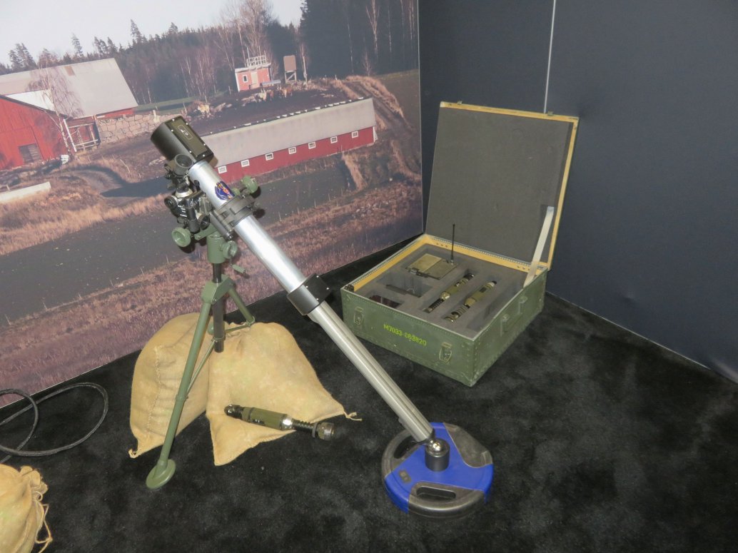 Saab’s 60 mm mortar TESS cut out training barrel showing the applique sensors and an instrumented training round (Giles Ebbutt)