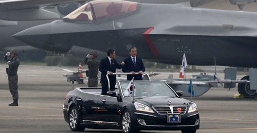 The RoKAF's F-35A Joint Strike Fighter (background) made its official public debut during the 71th anniversary of South Korea's Armed Forces Day on 1 October.