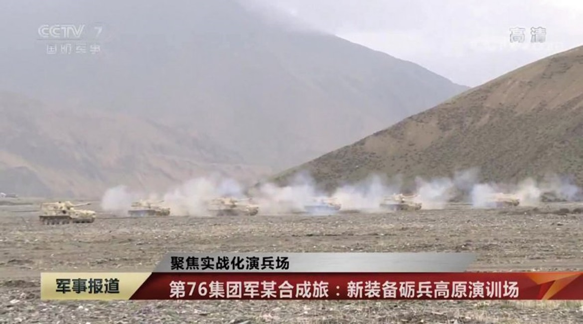 Chinese PLZ-07 122 mm self-propelled guns exercising on the Qinghai-Tibet plateau in August 2019 when PLA armour conducted several days of exercises alongside RAS.