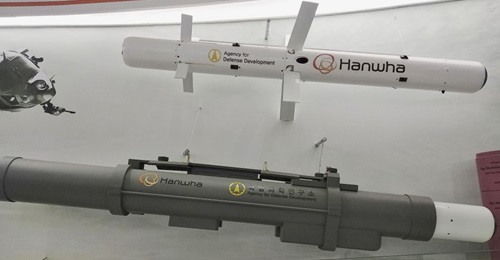 The Chungum missile (top) and its dual-tube launcher (bottom) as displayed at the 5-9 Defexpo 2020 exhibition in Lucknow.
