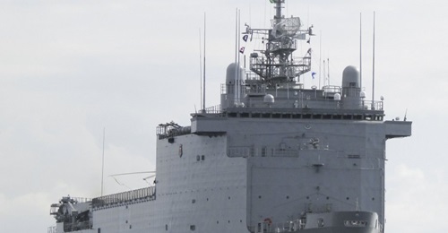 The former French Foudre-class LPD FS 
        
         was transferred to Brazil on 10 March 2016 to become the multipurpose amphibious ship 
        
         (G40).