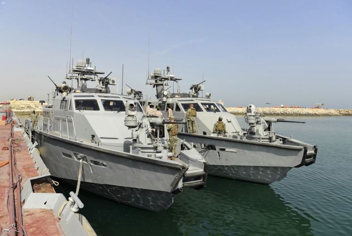 A Skyguard 3 fire-control unit can be seen in the background (left) of this photograph of US Navy Mk VI patrol boats arriving for an exercise at King Abdulaziz Naval Base. (Saudi Press Agency)