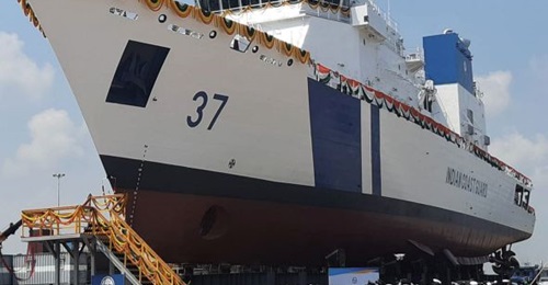 The sixth Vikram-class offshore patrol vessel built for the Indian Coast Guard, Vajra.