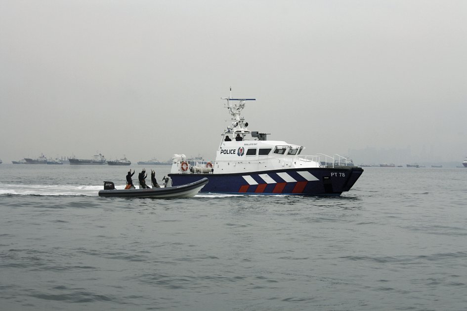 A Singapore Police Coast Guard vessel detaining “suspects” during an interdiction exercise in the Singapore Strait. The service will soon receive 24 new vessels under a SGD400 million (USD288 million) procurement that was disclosed in March 2020. (Jane’s/Ridzwan Rahmat)