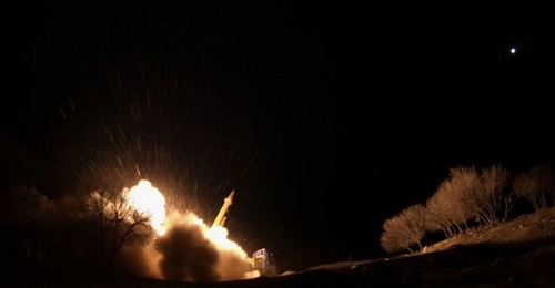 A photograph that purportedly shows one of the Iranian missiles that was launched at Iraqi bases early on 8 January. It is a member of the Fateh-110 family of solid-propellent missiles.