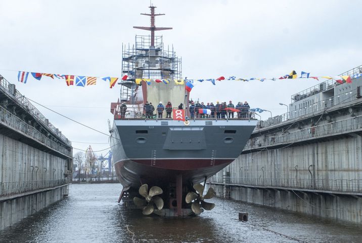 Retivy
        during its launch at Severnaya Shipyard on 12 March.
       (Oleg Kuleshow)