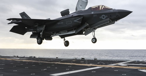 An F-35B assigned to Marine Fighter Attack Squadron (VMFA) 122 prepares to land on the flight deck of the amphibious assault ship USS Makin Island (LHD 8) on 10 February 2020. The Pentagon and Lockheed Martin have narrowed down their remaining open SDD...