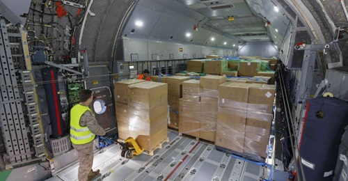 'Thousands' of face masks were delivered by Airbus to the Spanish Ministry of Defence aboard an A400M transport aircraft on 23 March.