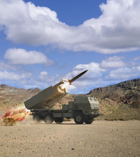 Raytheon was proposing its DeepStrike for the new PrSM programme. However, “technical problems” prevented the company from conducting a test flight for the service and the army decided not to provide the funding for DeepStrike in the next competition stage. (Raytheon)