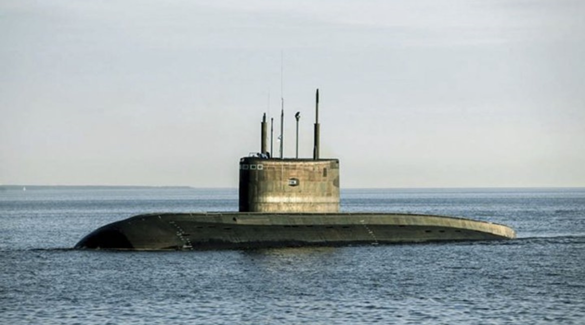 Admiralty Shipyards is building Project 636.3 Improved Kilo-class SSKs for Russia's Pacific Fleet.