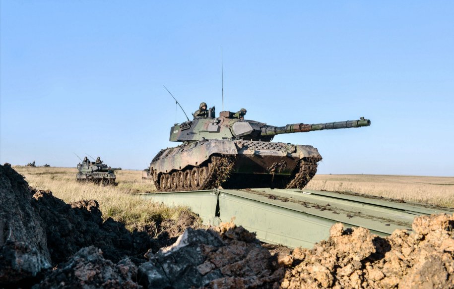 The Leopard 1A5BRs acquired from Germany in 2006 are currently the most advanced MBTs in the Brazilian Army’s inventory. (Brazilian Army)