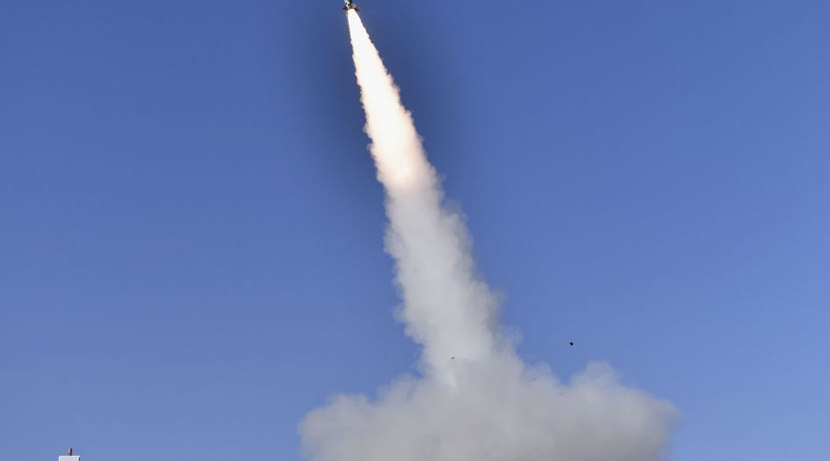 A Tamir missile being fired from an Iron Dome launcher during the recent tests. The US Army has said that it has various concerns with fielding the system or parts of the system but lawmakers have questions.