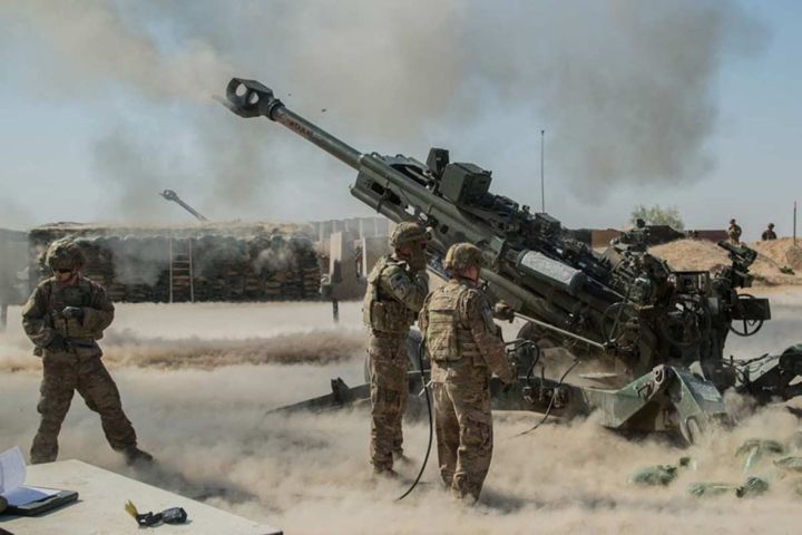 The XM1155 ERAP will be compatible with legacy and future 155 mm artillery systems, including the M777 lightweight towed howitzer (shown).