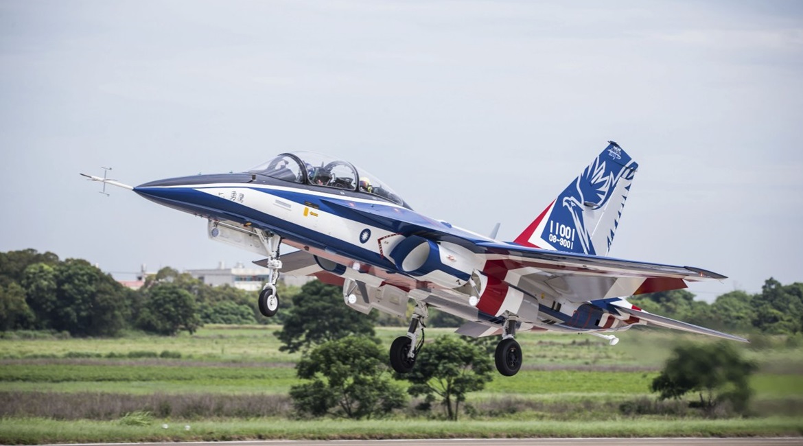 Taiwan's T-5 'Brave Eagle' AJT conducted its first flight on 10 June from Ching Chuan Kang Air Base in Taichung City.
