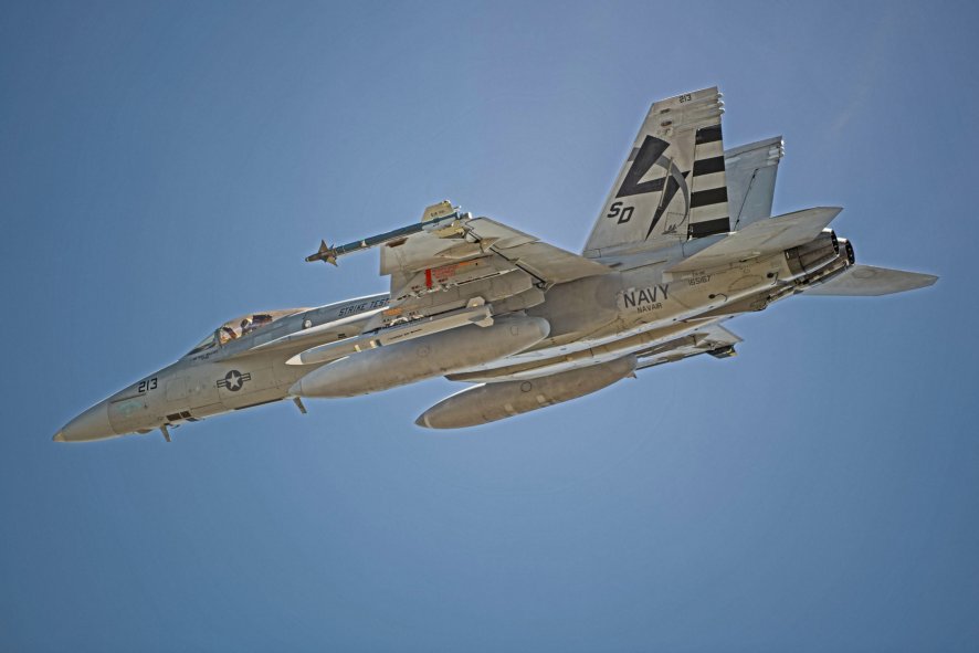 Seen being carried by a Super Hornet during captive-carry trials earlier in the year, the AARGM-ER has  successfully passed its critical design review. Initial operating capability for the DEAD/SEAD missile is slated for fiscal year 2023. (US Navy)