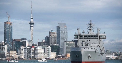 , the RNZN's new fleet tanker/replenishment vessel, sailed into Auckland Harbour on 26 June following a 15-day journey from the South Korean coastal city of Ulsan.