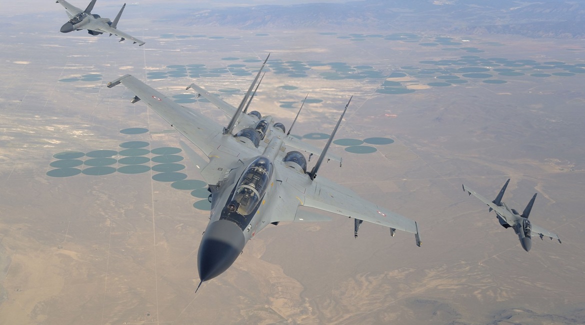 Four IAF Su-30MKI fighters flying in formation. The Indian MoD has approved the acquisition of an additional 12 licence-built Su-30MKI and 21 second-hand MiG-29 fighter aircraft amid tensions between India and China over a border dispute in the Himalayas.