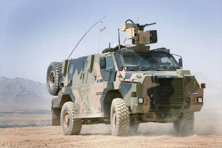 A Royal Netherlands Army Bushmaster vehicle in Afghanistan fitted with an R400 RWS from Australian company EOS. Canberra announced on 2 July that it will acquire 251 RWSs from EOS for fitment on to the Australian Army’s Bushmaster and Hawkei vehicles.  (Royal Netherlands Army)