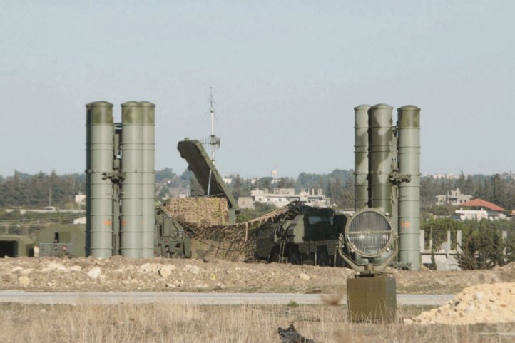 The S-400 deployed at Russia’s Humaymim Air Base in western Syria. (Russian Ministry of Defence)