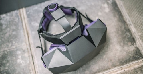 VRgineers XTAL VR training and simulation headset. Programme officials and US Naval Air Systems Command are developing a new variant that can replicate imagery resolution comparable to the human eye.