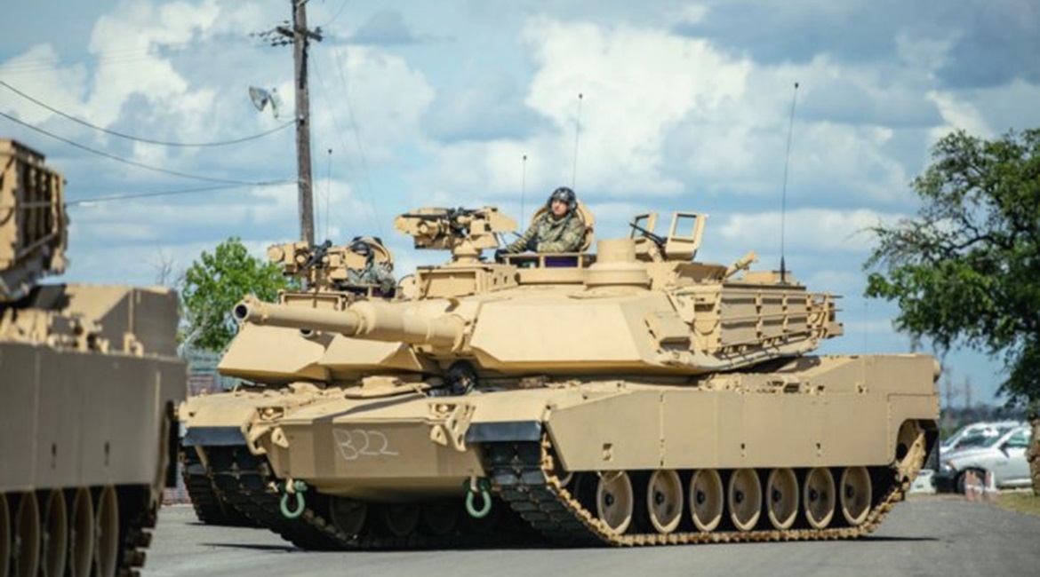 US soldiers at Fort Hood, Texas, are receiving the first set of new M1A2C Abrams MBTs.