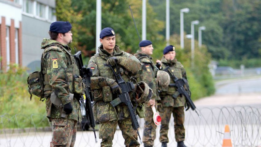 Volunteers will serve in one of the 30 Bundeswehr regional force protection and support companies. (Bundeswehr/Heyng)